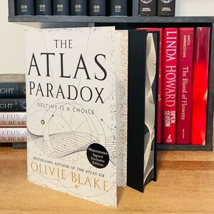 Waterstones Exclusive Signed Edition The Atlas Paradox by Olivie Blake
